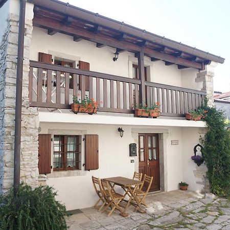 Casa Vacanze Alenka Borgo Grotta Gigante 외부 사진