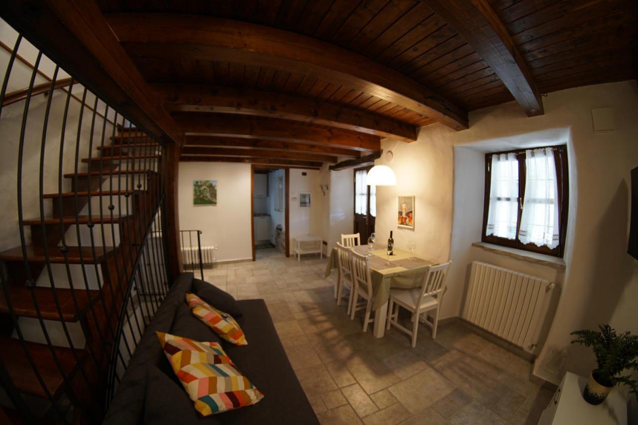 Casa Vacanze Alenka Borgo Grotta Gigante 외부 사진